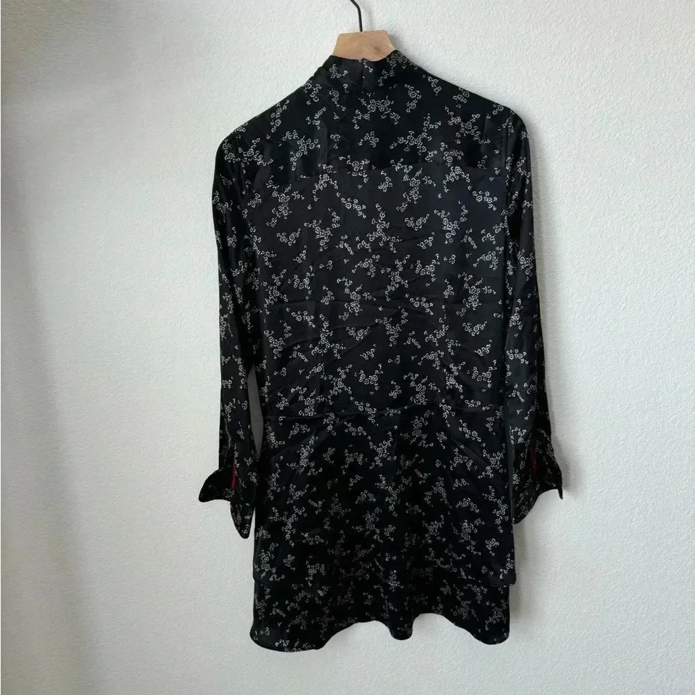 Equipment Natalia Tie Neck 100% Silk Black/White Floral Whimsical Tiered Dress - Picture 7 of 10